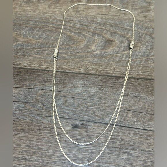 Avon 1980 Glimmering Slide Adjustable Length silver Tone Chain Vintage Necklace - Picture 1 of 3